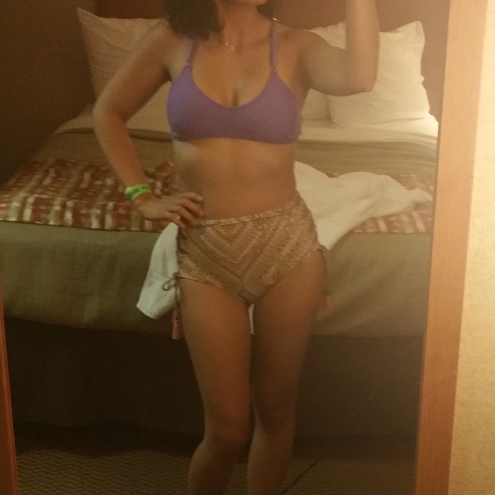 Pakaloha bikini top - Picture 4 of 4
